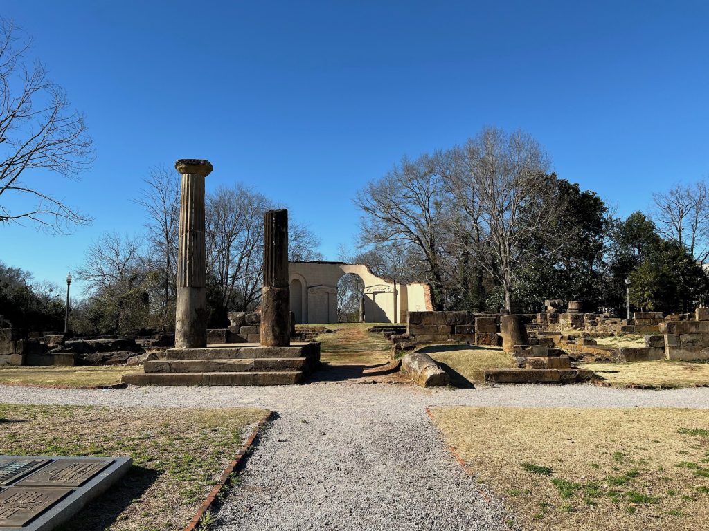 top 10 fun things to do in tuscaloosa for couples 6.  Experience History Together at Moundville Archaeological Park